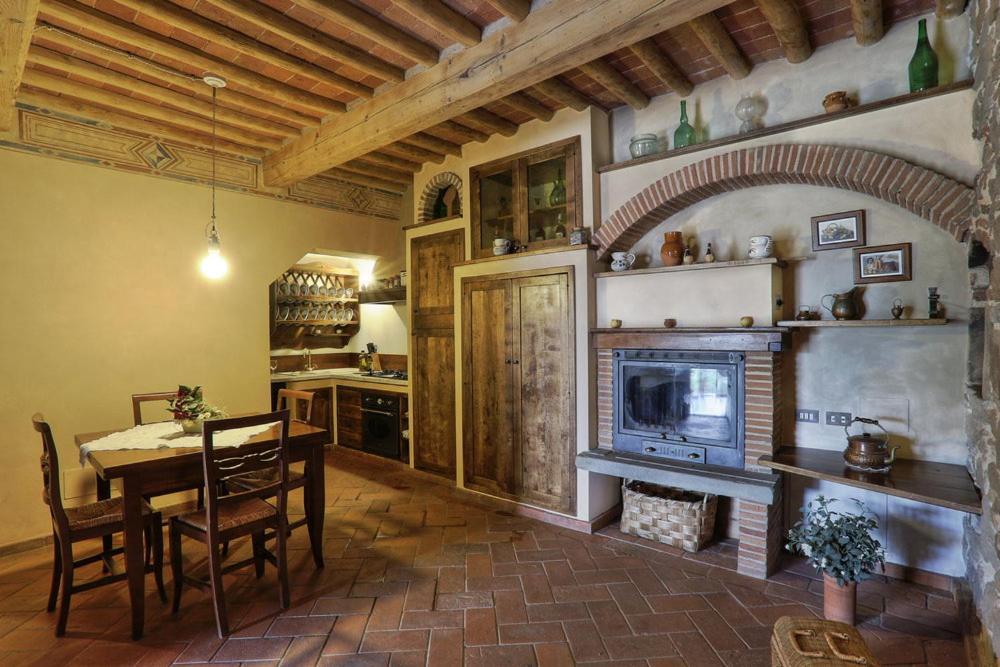 Casa Vacanze La Porta Винчи Экстерьер фото