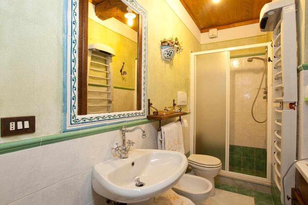 Casa Vacanze La Porta Винчи Экстерьер фото
